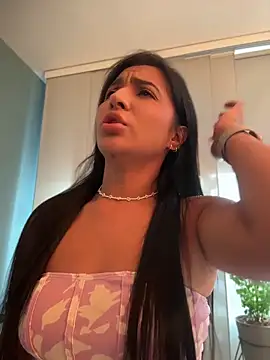 Chat XXX en directo de Mariam_Cole