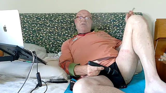 Pertunjukan Kamera Web KinkCentral