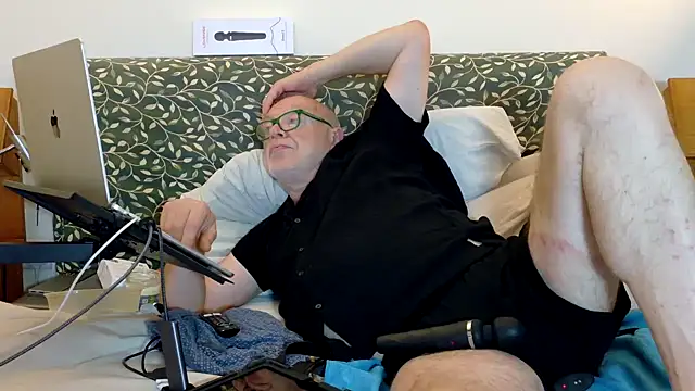 Show modela KinkCentral na web-kameri