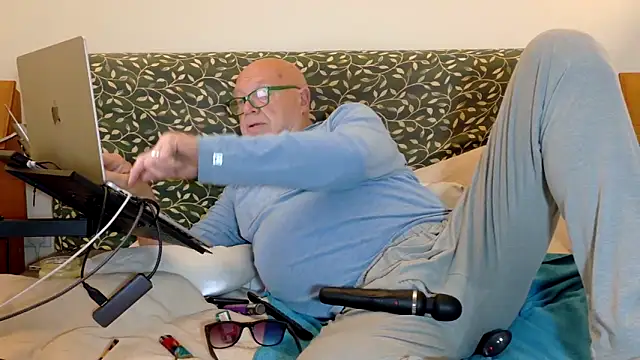 Вебкам-шоу KinkCentral