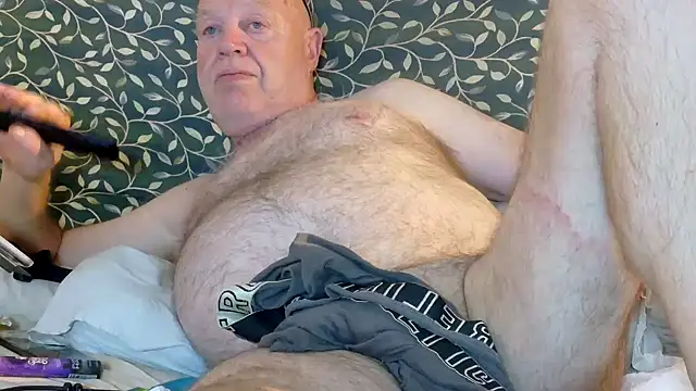 Pokazy przed kamerką – KinkCentral