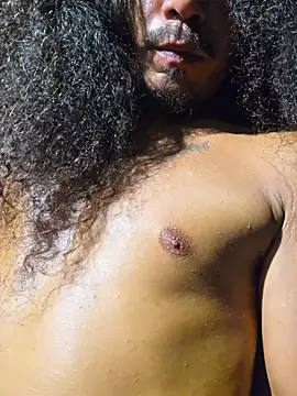 Mr_Handsome_69 Show in webcam