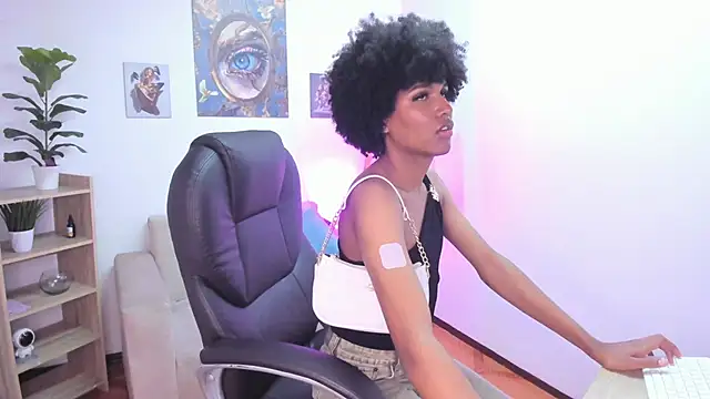 Show Webcam de NaomiSaenz_