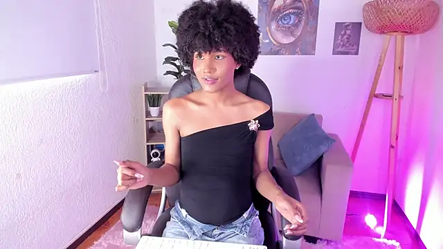 Show Webcam de NaomiSaenz_