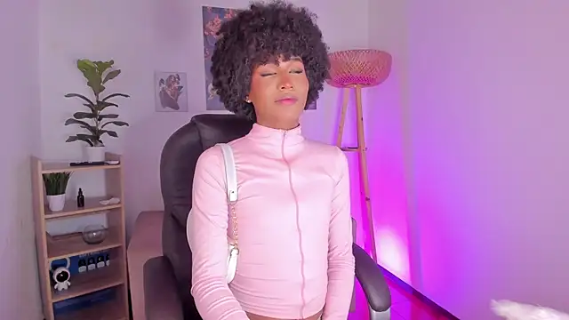 NaomiSaenz_ 网络视讯表演