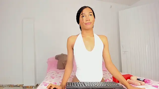 Show de NaomiSaenz_ na webcam