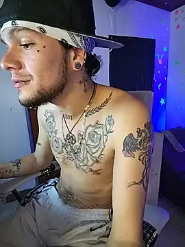 FonixXBelialX Webcam Show
