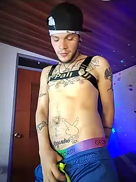 FonixXBelialX Шоу с уебкамера