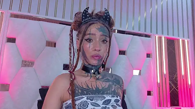 Lucy_Doll8 Live XXX-Chat