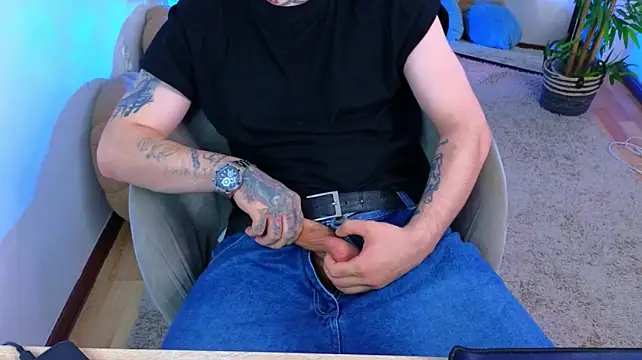 drillfi11's Live XXX Chat