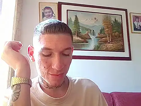 gonzalez_2001 Webcam show