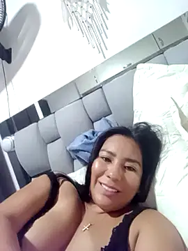 Angelsashaa07 Adlı Modelin Canlı XXX Sohbeti