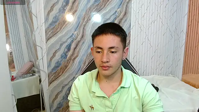 Andres_Tay Show Webcam