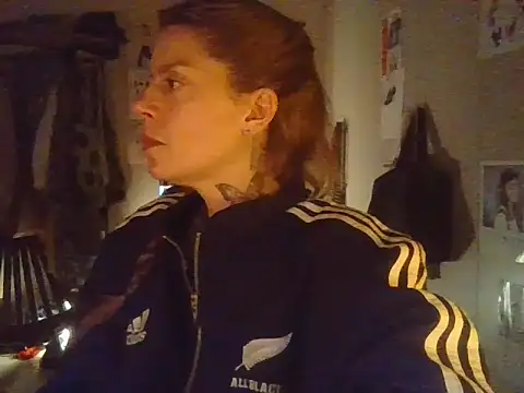 plsmecha Chat XXX live