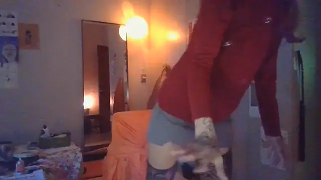 XXX chat uživo modela simechasi