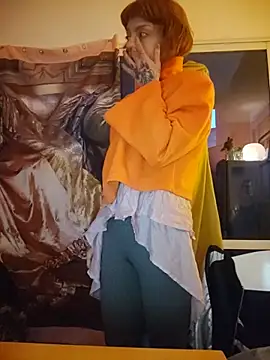 XXX chat uživo modela simechasi