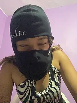 دردشة JennyFoxX_X الجنسية المباشرة