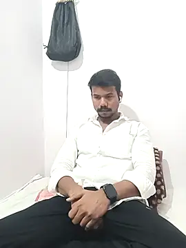 Robin681 webcam show