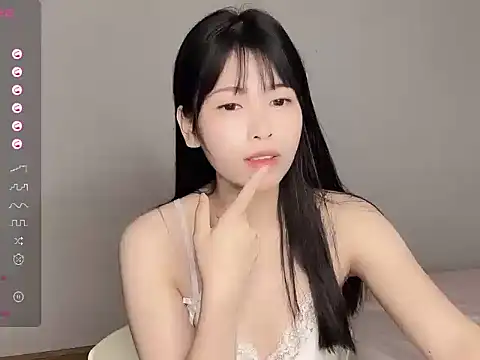 Aida73 在線直播表演
