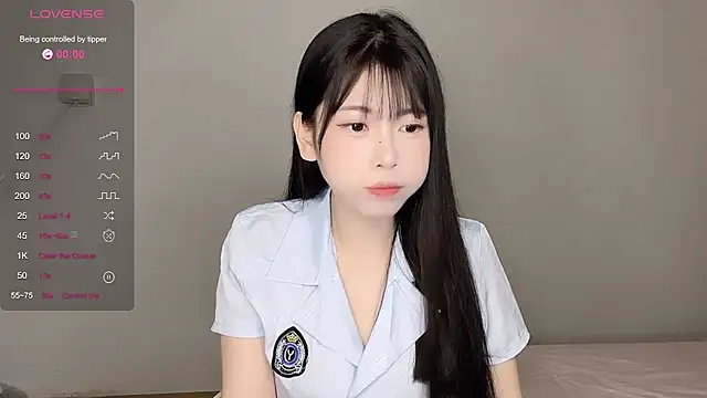 Aida73 网络视讯表演