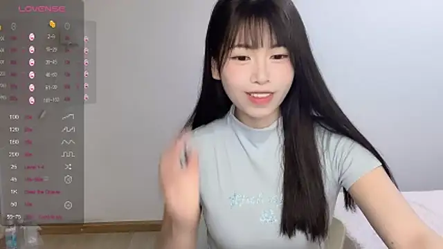 Aida73 网络视讯表演