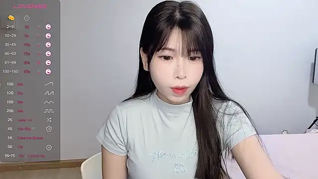 Aida73 在線直播表演