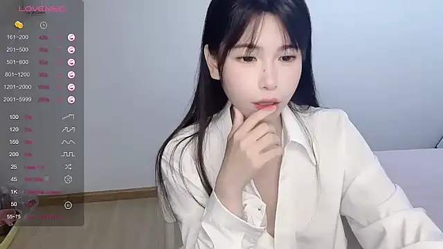 Aida73 在線直播表演