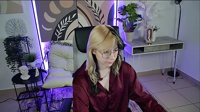 NyxCalderra's Webcam Show