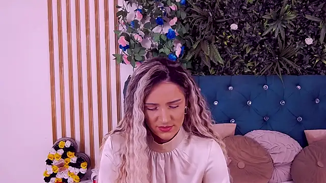 Živý XXX chat CherryMuse_