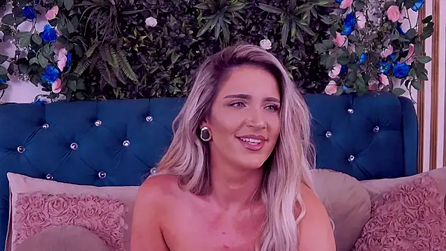 Czat XXX na żywo – CherryMuse_