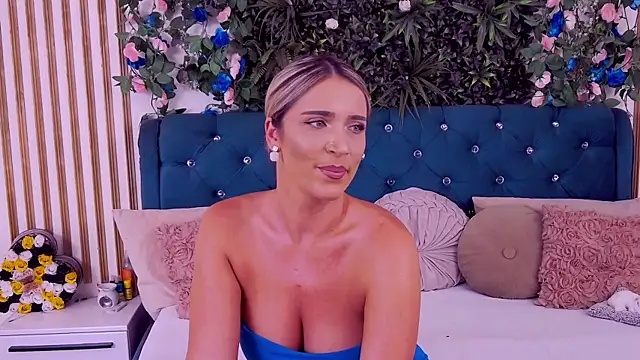 دردشة CherryMuse_ الجنسية المباشرة