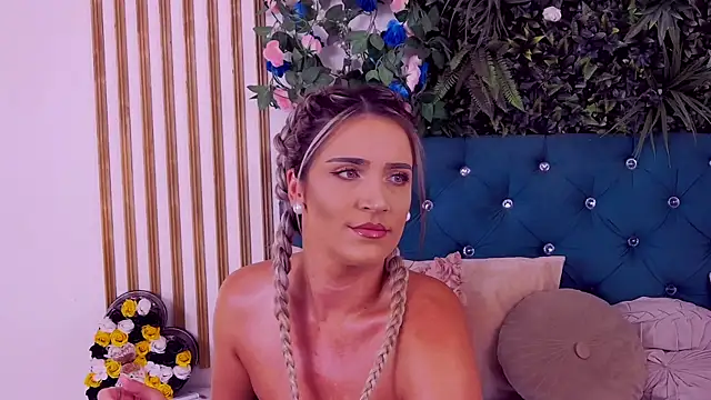 CherryMuse_'s Live XXX Chat