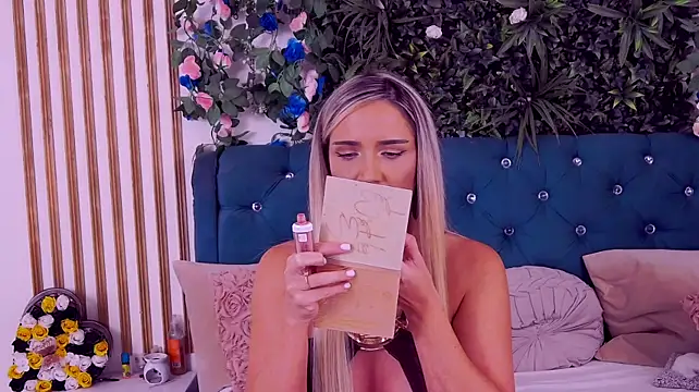 Chat XXX Live CherryMuse_