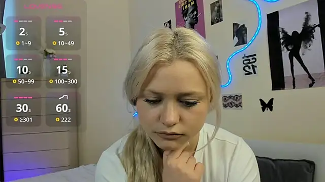 MidnightPoise's Live XXX Chat