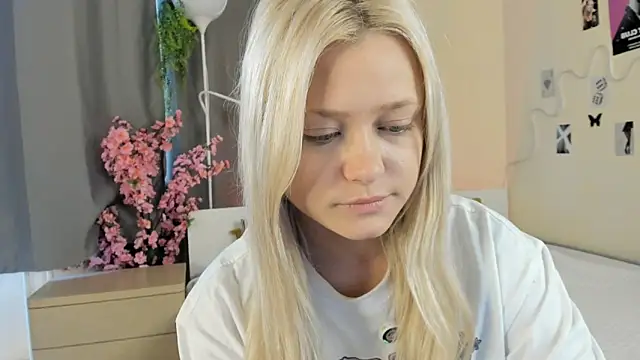 Živý XXX chat MidnightPoise