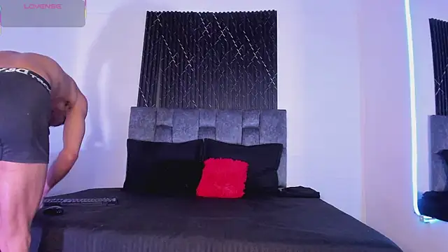 ThiagoSexy005 Webcamshow