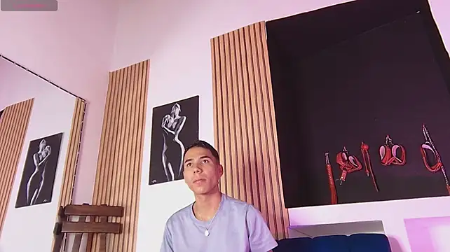 ThiagoSexy005 网络视讯表演