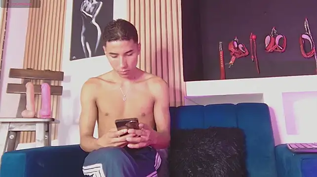 הופעת וובקאם של ThiagoSexy005