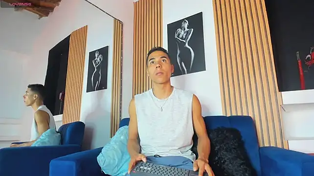 ThiagoSexy005's Webcam Show