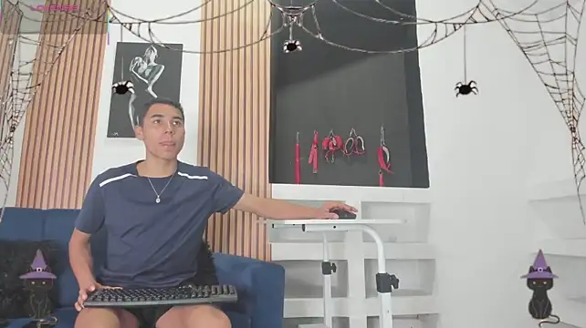 ThiagoSexy005 Webcam show