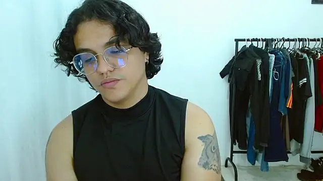 Diane_exotic Show in webcam