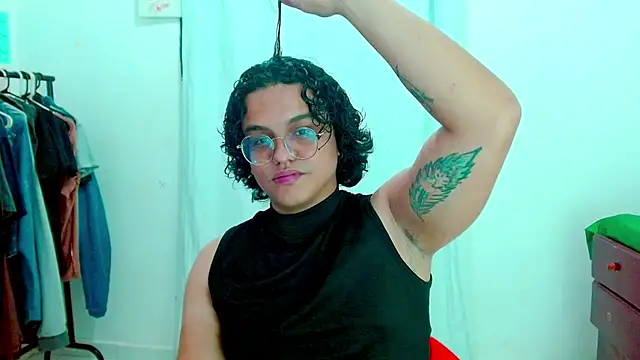Diane_exotic Show in webcam