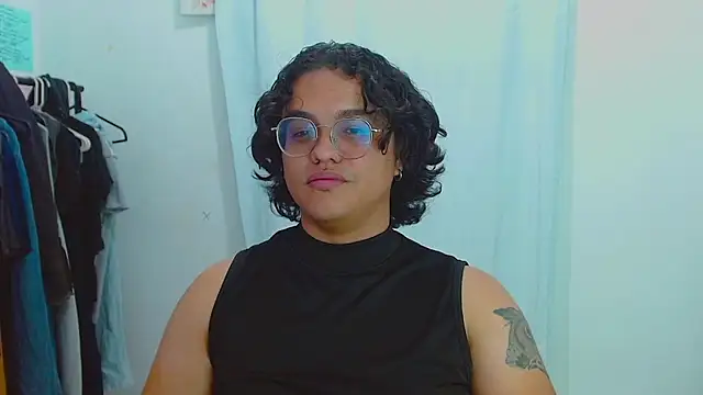 Diane_exotic's Webcam Show
