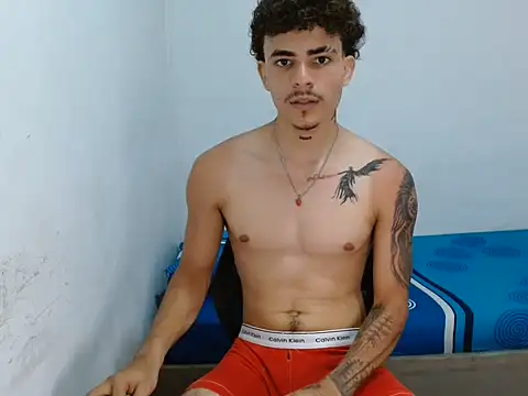 Arzu_08's Webcam Show