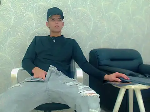 santiago_twink Show Webcam