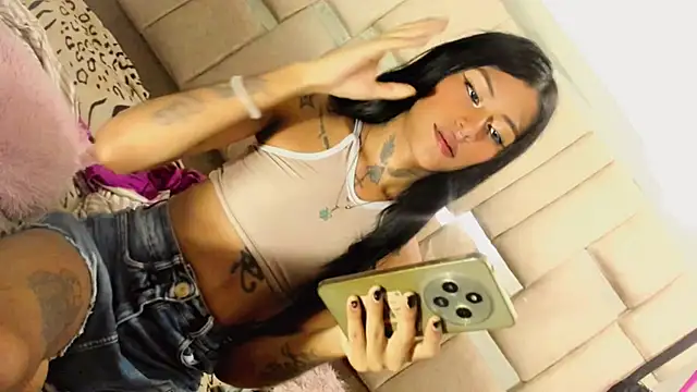 Webkamerová show 6sexybitchdirty66x