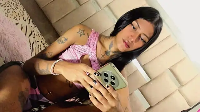 6sexybitchdirty66x Adlı Modelin Web Kamerası Şovu