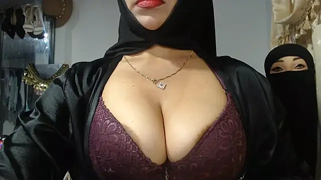nadia__abaud 现场XXX聊天