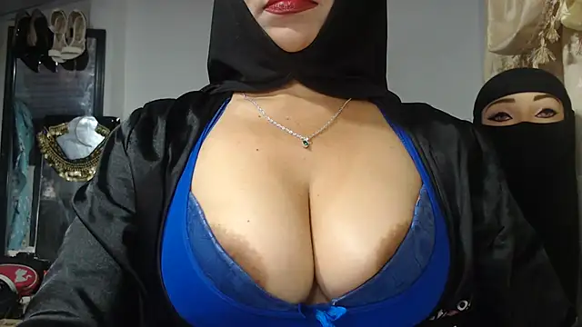 nadia__abaudのライブXXXチャット