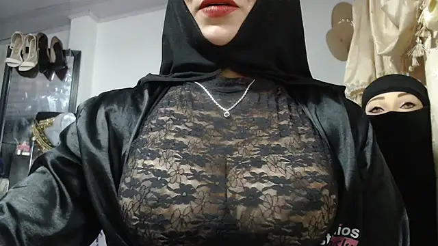 nadia__abaud's Webcam Show